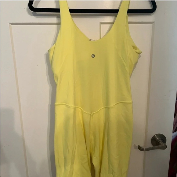 Lululemon NEW WITH TAGS Align Shorts Bodysuit 10 neon yellow athleisure yoga - Picture 4 of 5